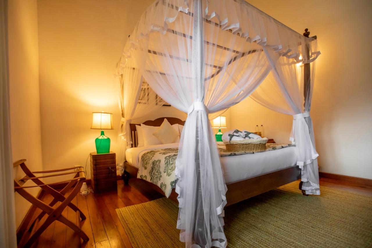 Hotel Manuel Manor Labugolla Esterno foto