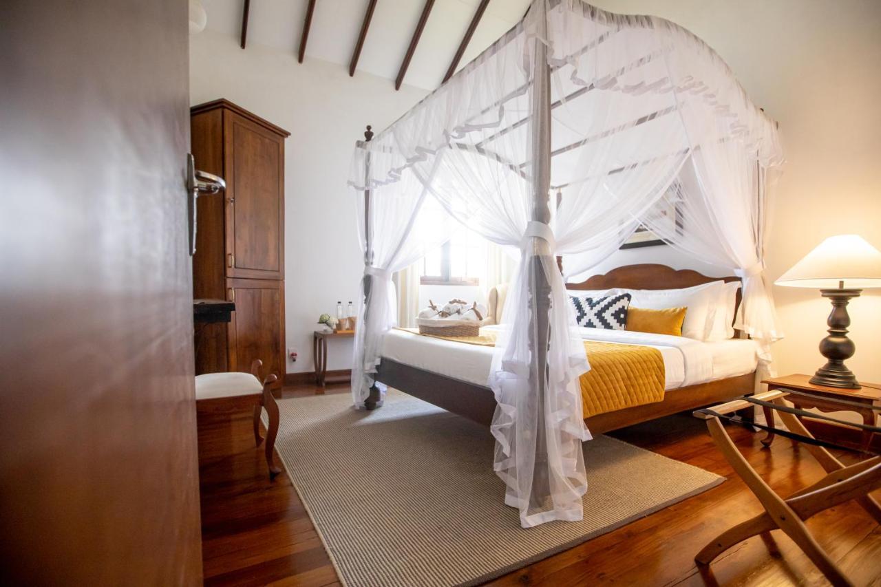 Hotel Manuel Manor Labugolla Esterno foto