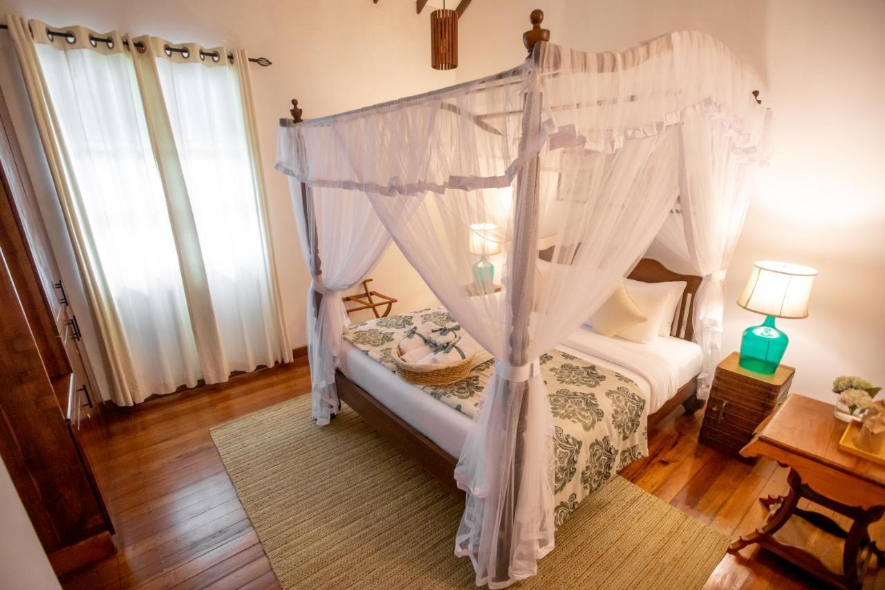 Hotel Manuel Manor Labugolla Esterno foto